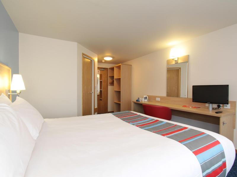 Travelodge Inverness Fairways Екстер'єр фото